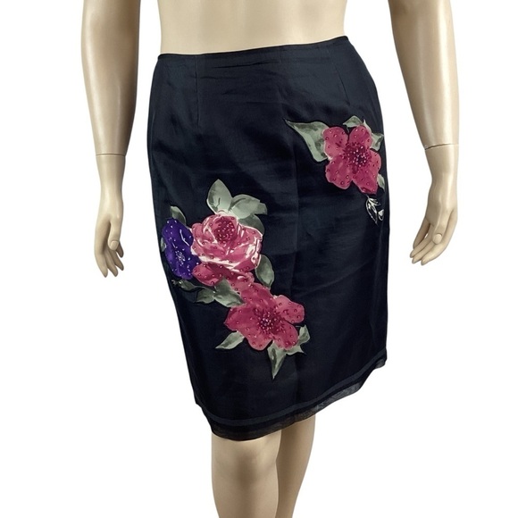 Vintage Dresses & Skirts - Vintage 100% Silk Floral Pencil Skirt Size 12 Black